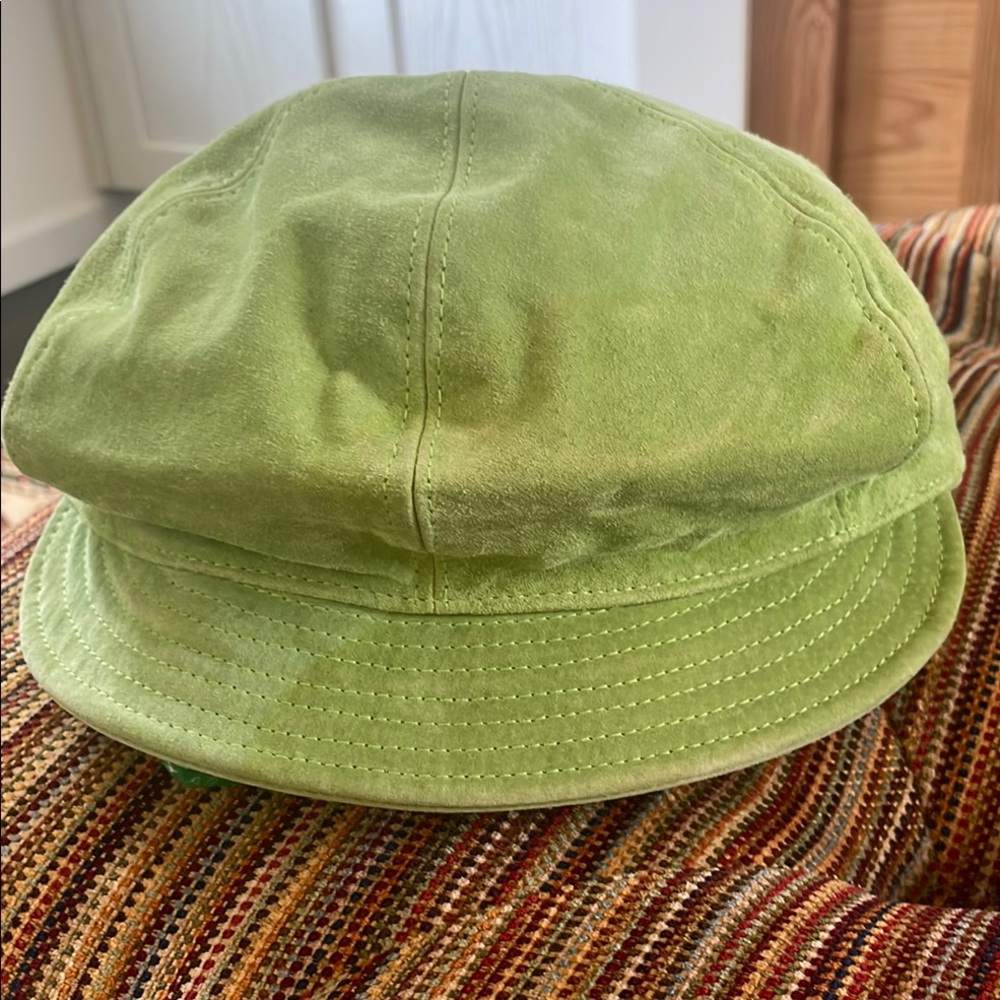 Liz Claiborne Green Bucket Hat Casual Suede Accessory